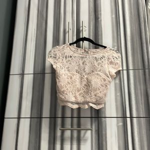 Speechless pink lace crop top. Size XS. New without tag.